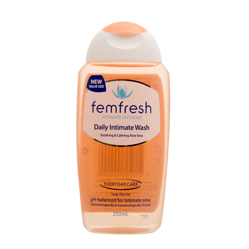 Femfresh 芳芯洋甘菊 女性日常护理洗液（透明） 250毫升